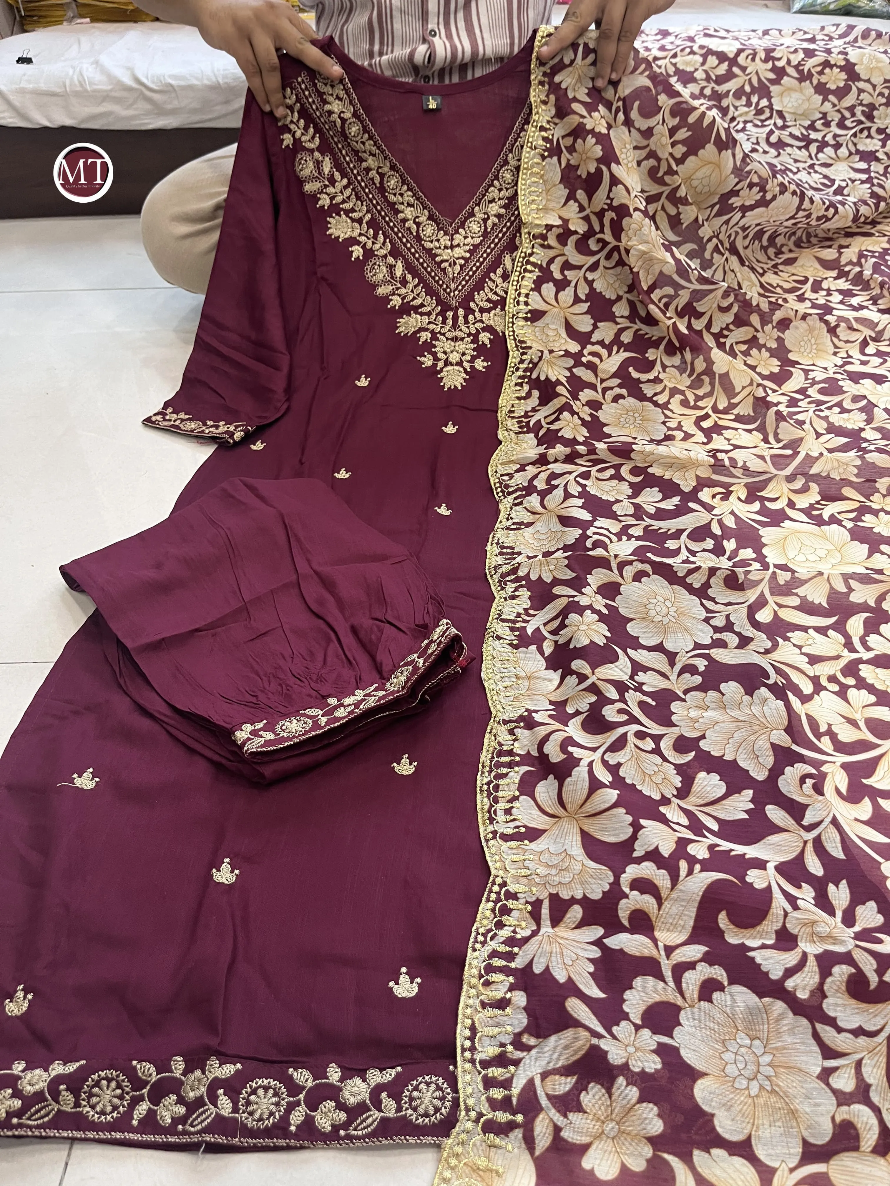 Beautiful Designer Afghani Orgenza Kurti Pant With Dupatta