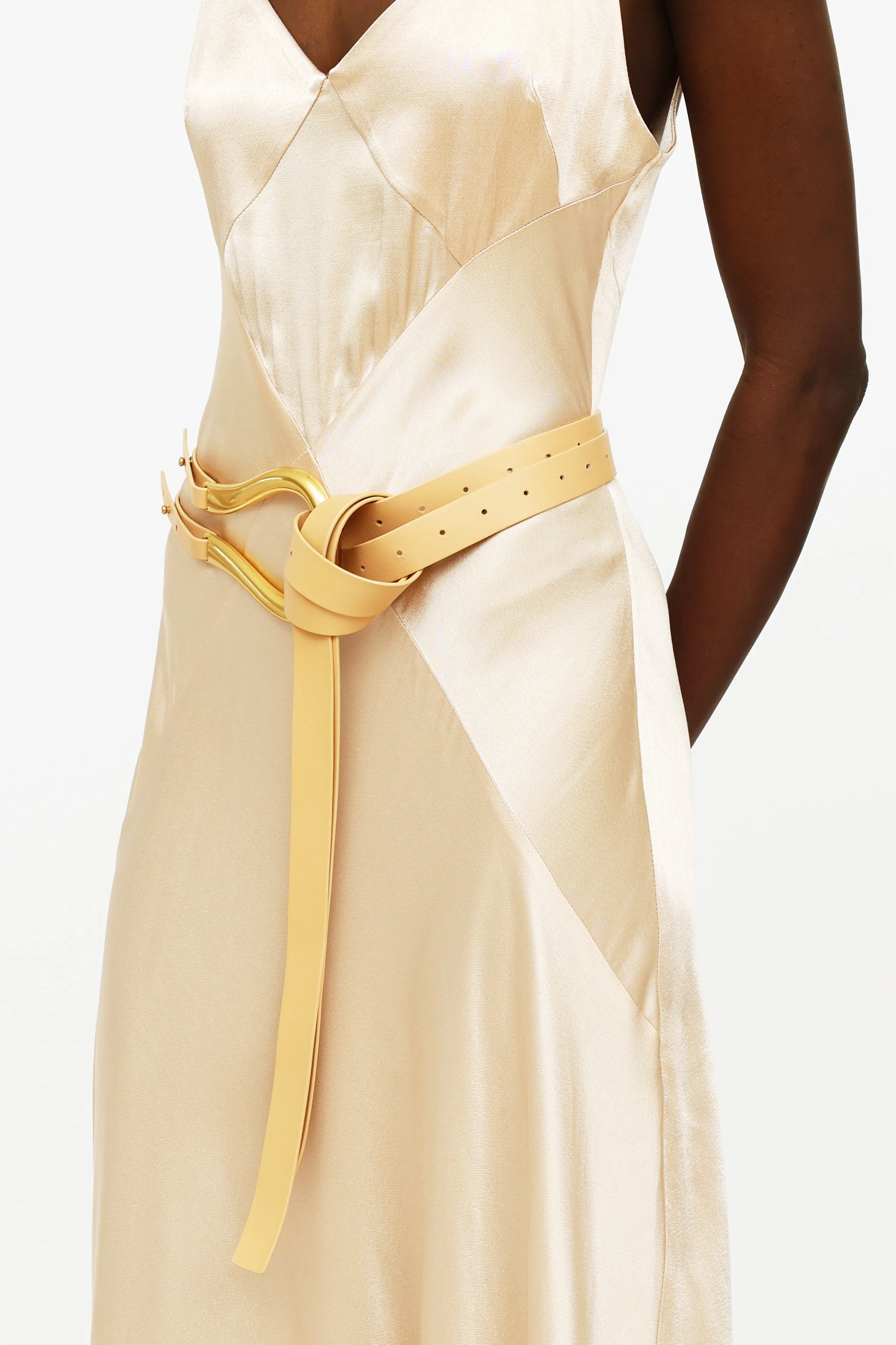 Beige Horseshoe Buckle Belt