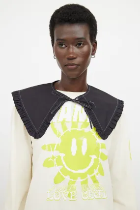 Black & White Ruffled Contrast Stitch Collar