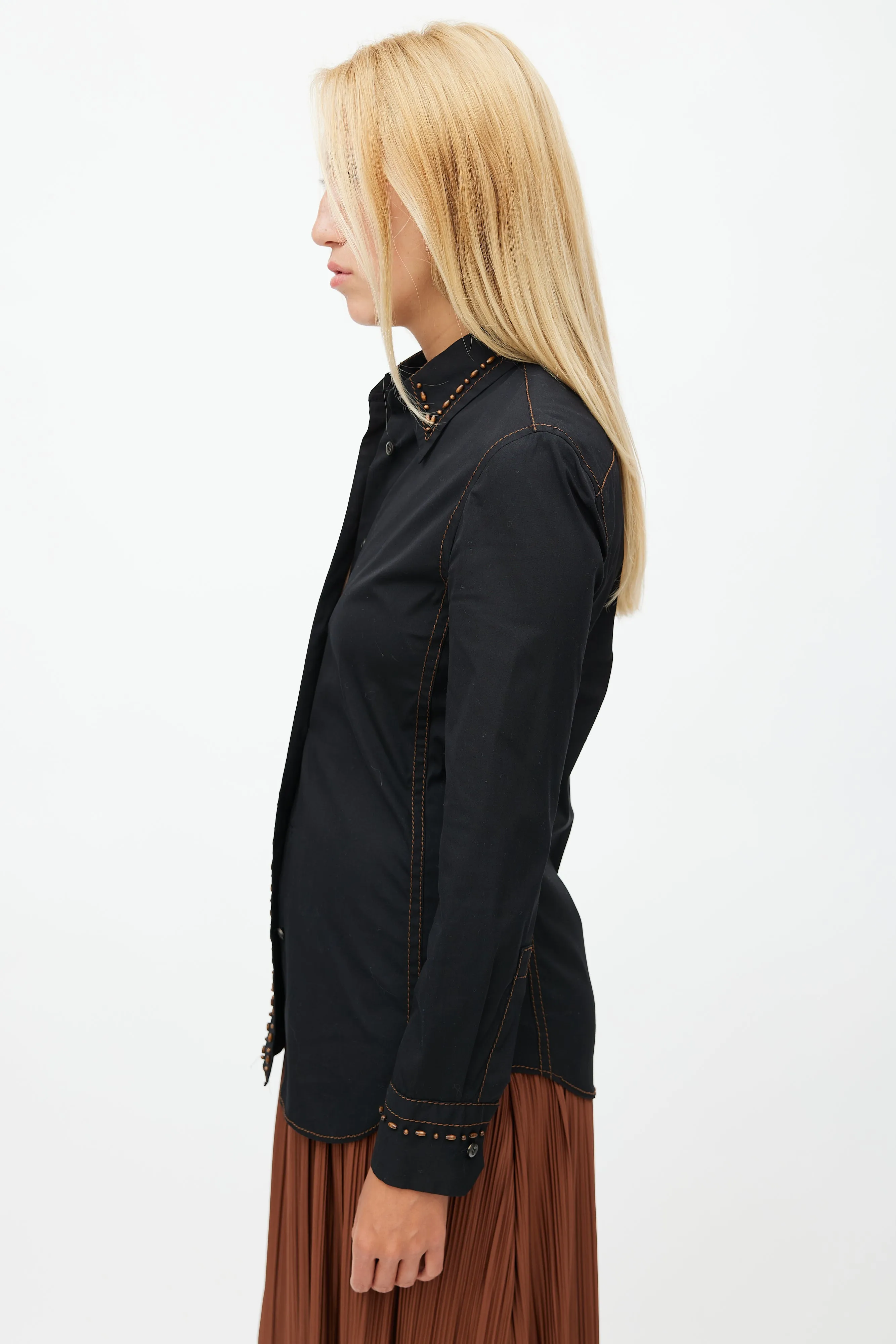 Black Embroidery Wood Shirt