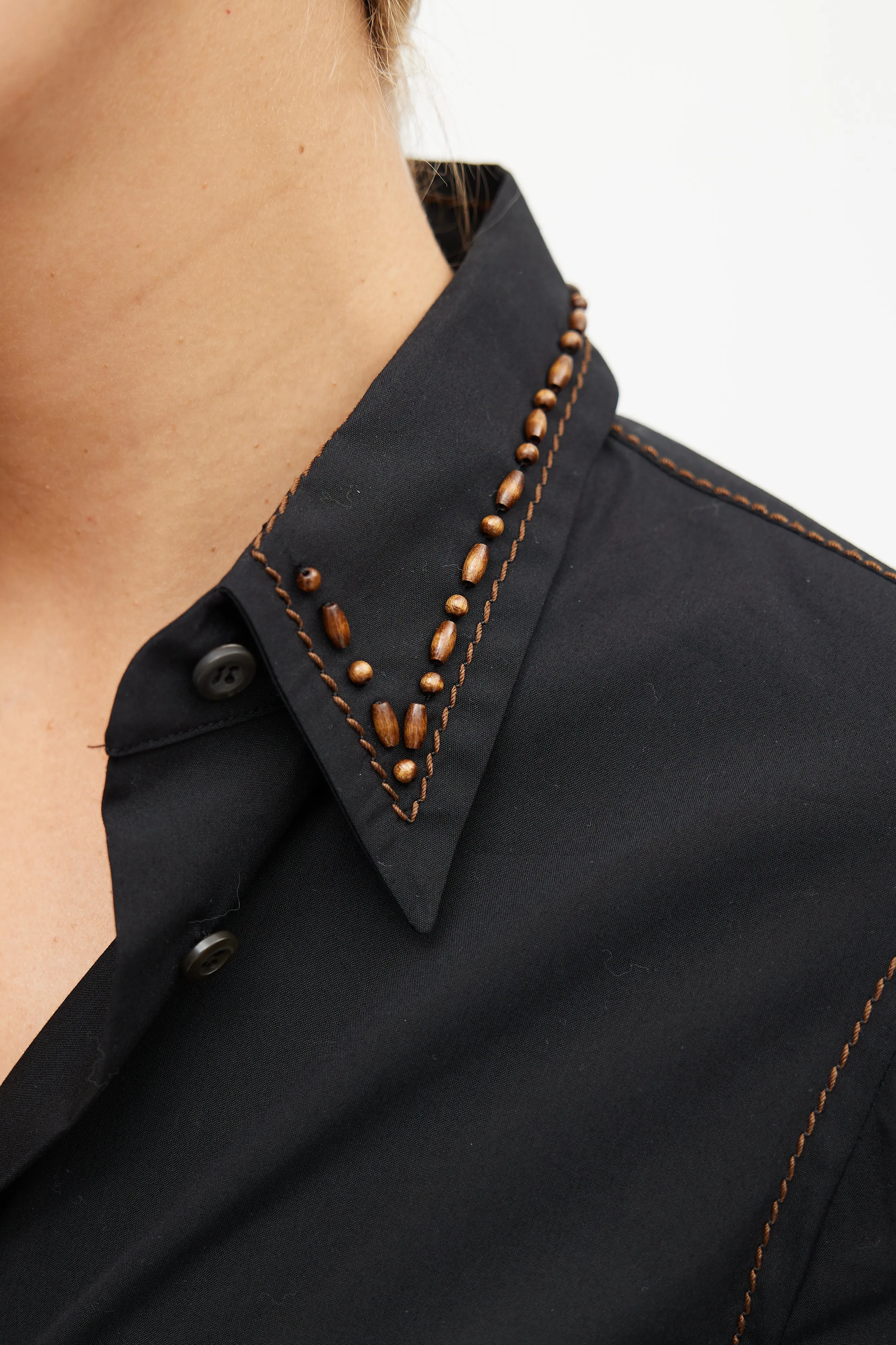 Black Embroidery Wood Shirt