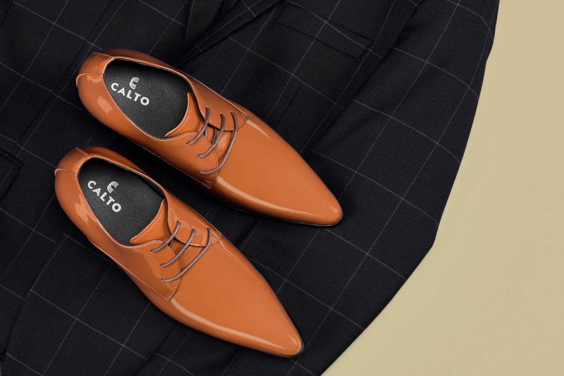 CALTO - K2728 - 2.8 Inches Taller (Light Brown) - Patent Leather Sharp Toe Dress Derbies - Lightweight
