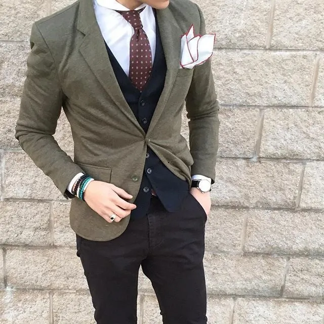 Two Ties and One Pocket Square Starter Kit